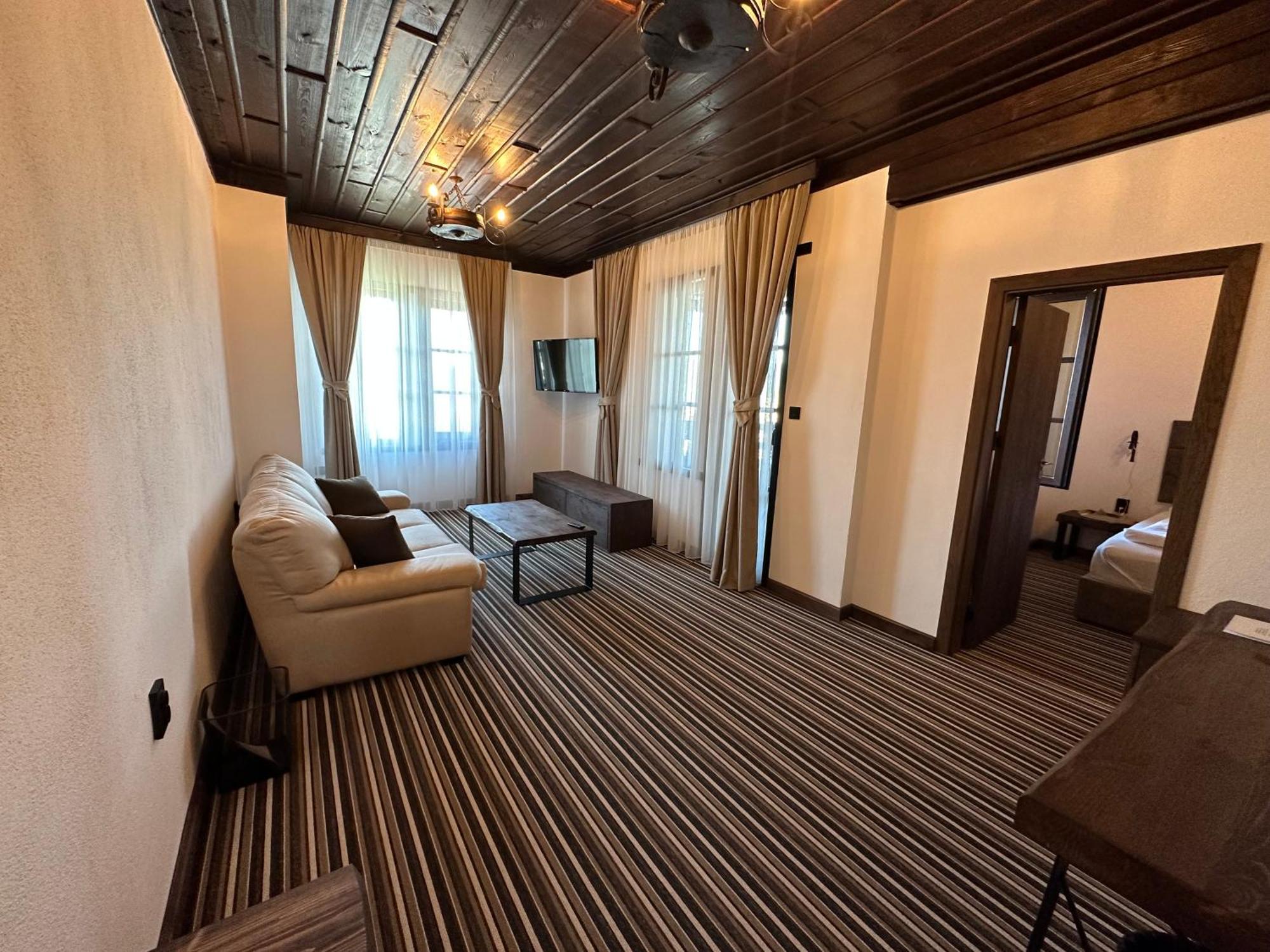 Hotel ليشتين المظهر الخارجي الصورة
